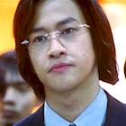 Peter Ho in Born to be King (2000)